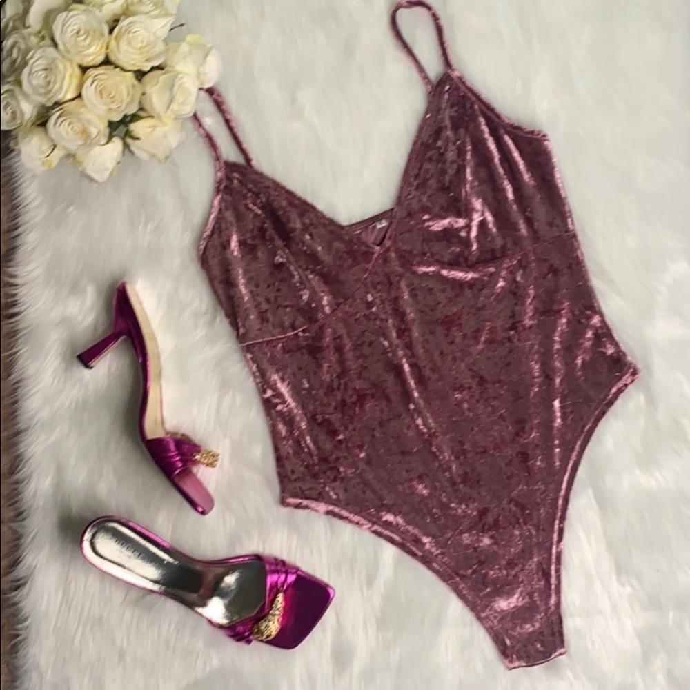 Crushed Velvet Pink Bodysuit size XL NWOT